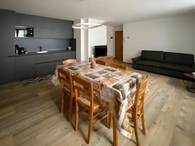 Casa Sosio Martinelli *